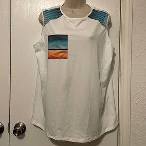 White tank top with front pocket